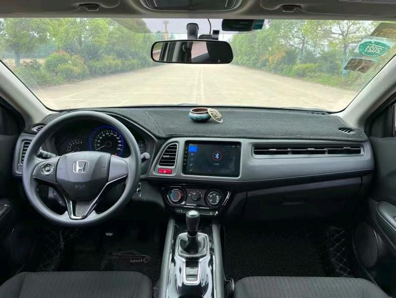 盐城17年本田缤智8