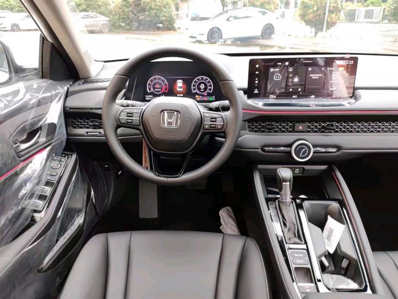 珠海23年本田雅阁9