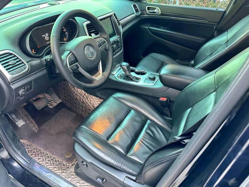 枣庄19年Jeep大切诺基7