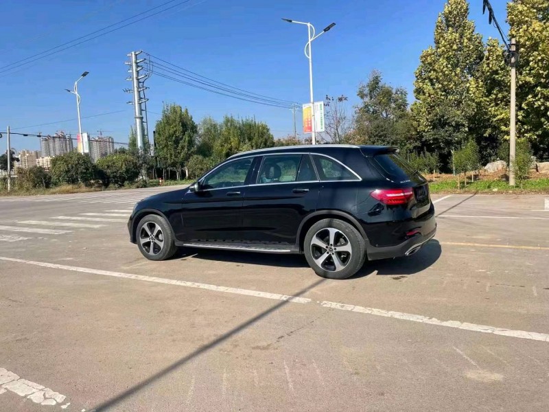 枣庄19年奔驰GLC5