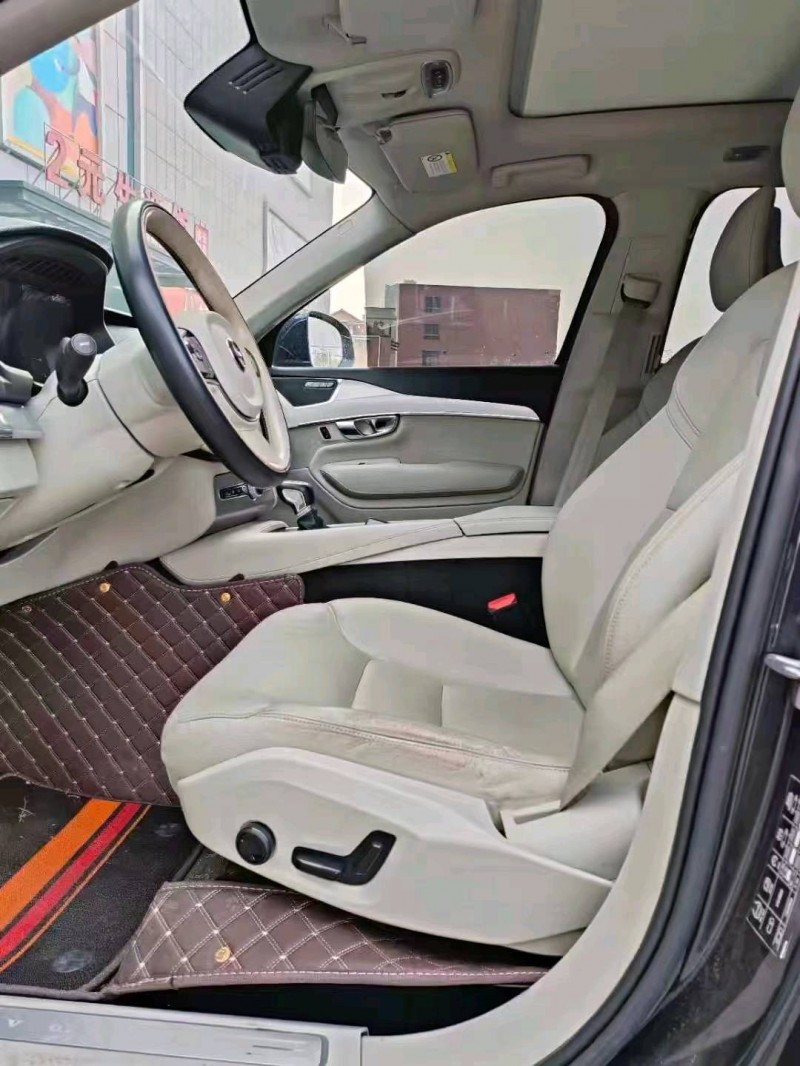 枣庄17年沃尔沃XC909