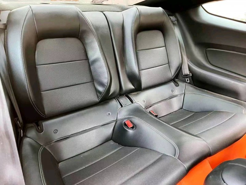 淄博21年福特野马8