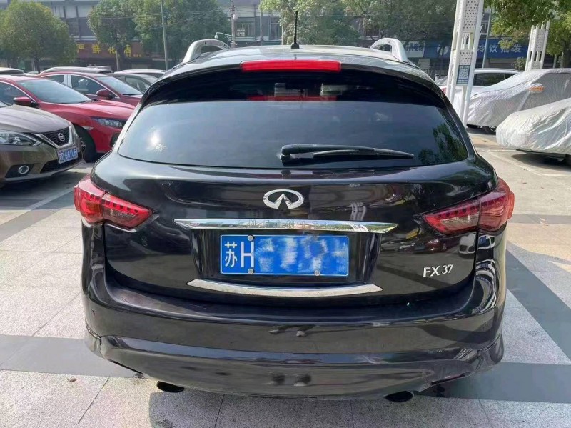 徐州11年英菲尼迪FX359