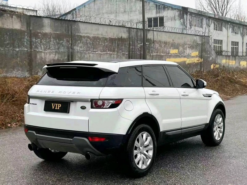 枣庄14年路虎极光7