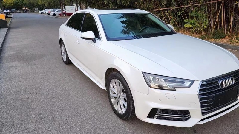 济宁19年奥迪A4L2