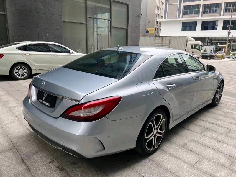 东莞15年奔驰CLS5