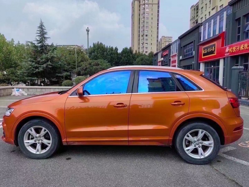 济宁18年奥迪Q38