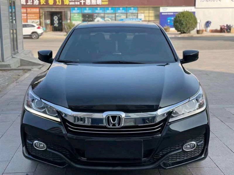 枣庄16年本田雅阁1