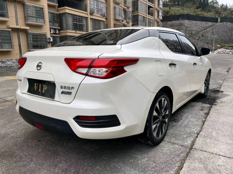 衡陽22年日產藍鳥9