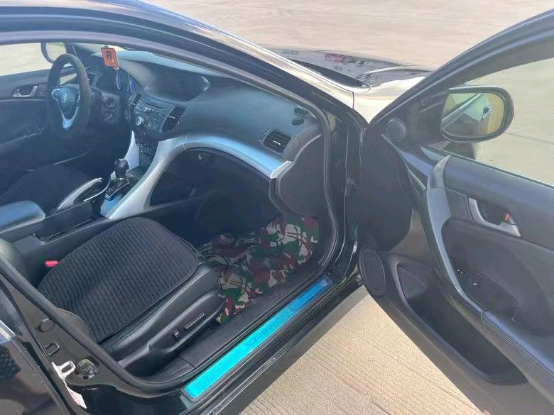 盐城11年本田思铂睿9