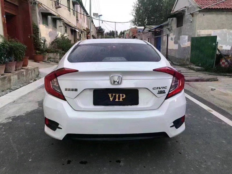 济宁18年本田思域9