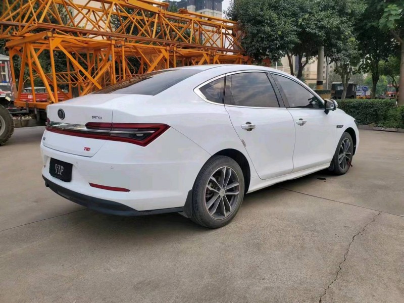 济宁19年比亚迪宋7