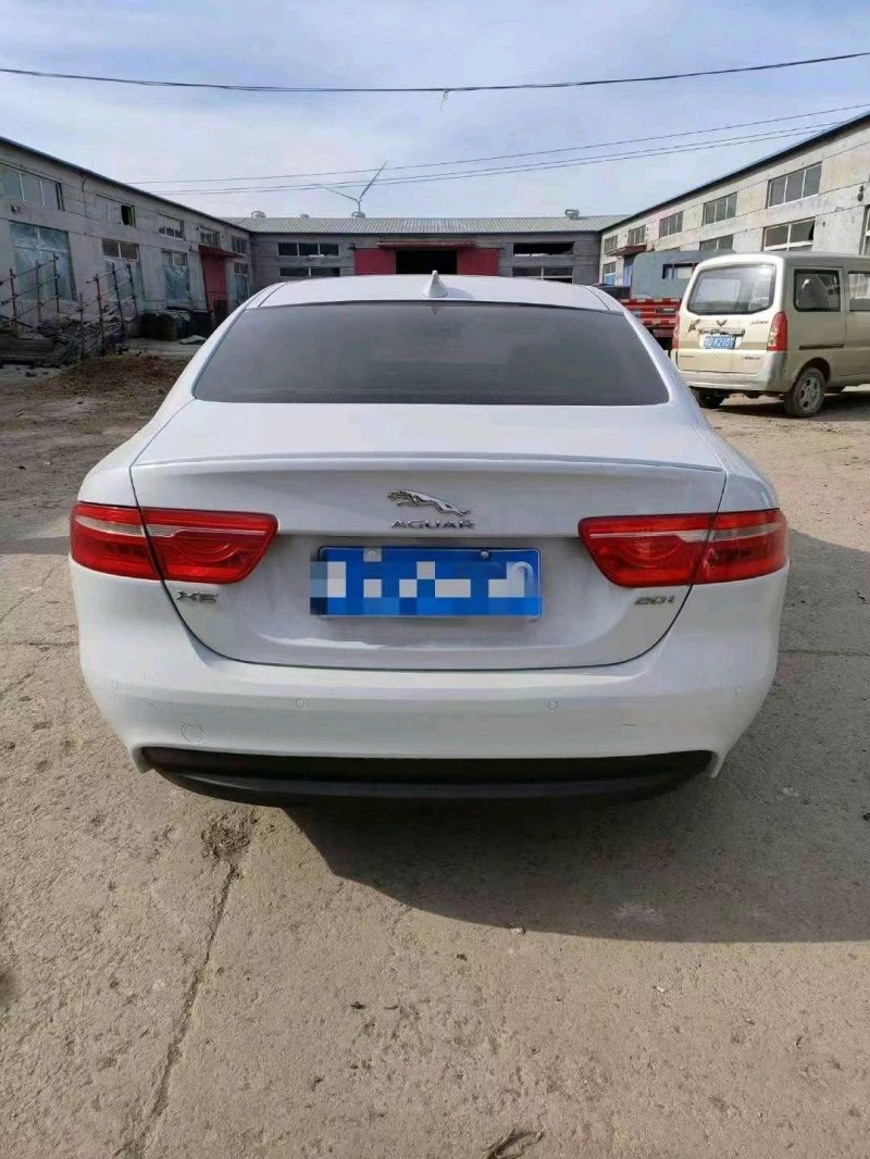 济南16年捷豹XE2