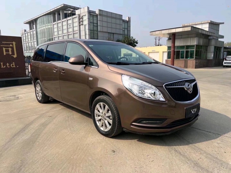 济宁19年别克GL82