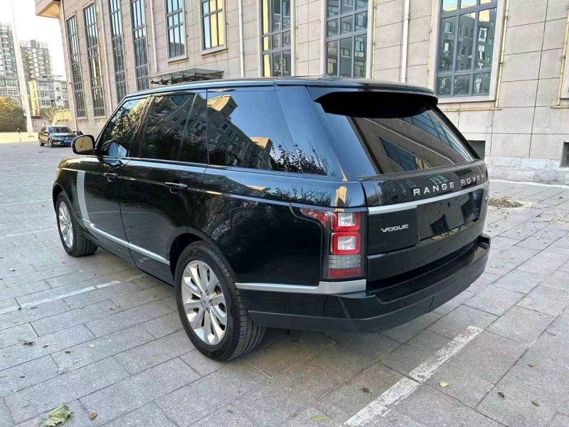 东营15年路虎揽胜行政7