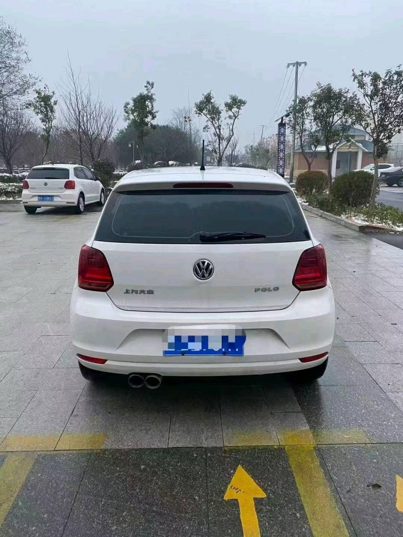 济南16年大众polo5
