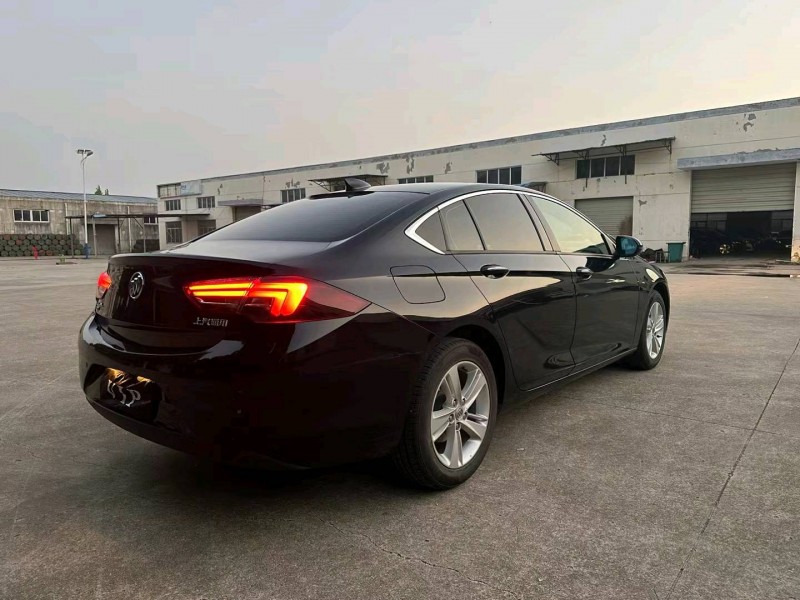 徐州19年别克君威5