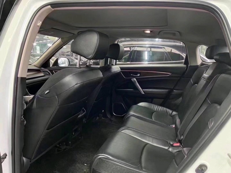 济宁18年本田冠道6