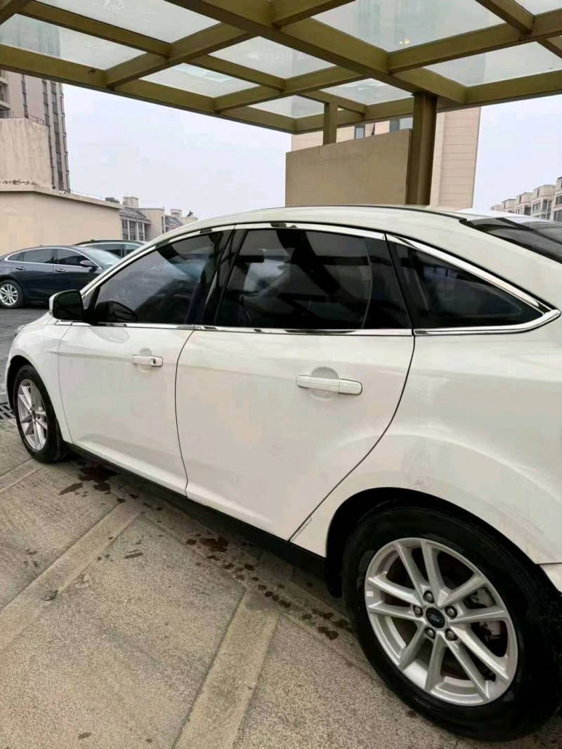 常州16年福特福克斯5