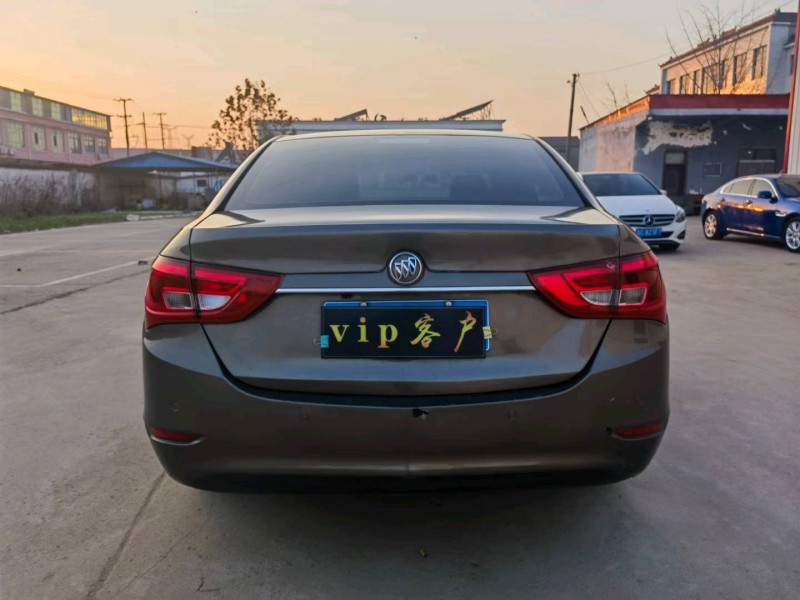 徐州16年别克英朗9