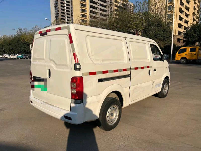 济宁21年长安汽车之星6