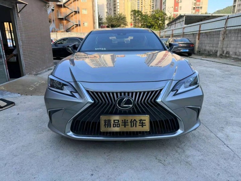 珠海20年雷克萨斯ES1