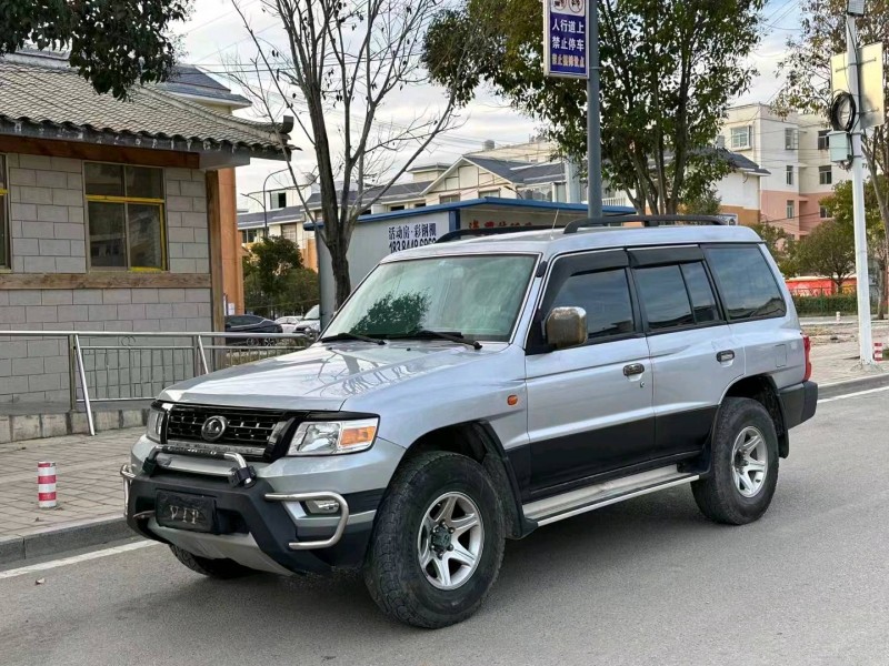 遵義17年獵豹汽車Q63