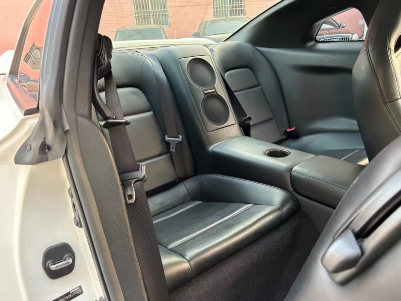 济宁14年日产GT-R6