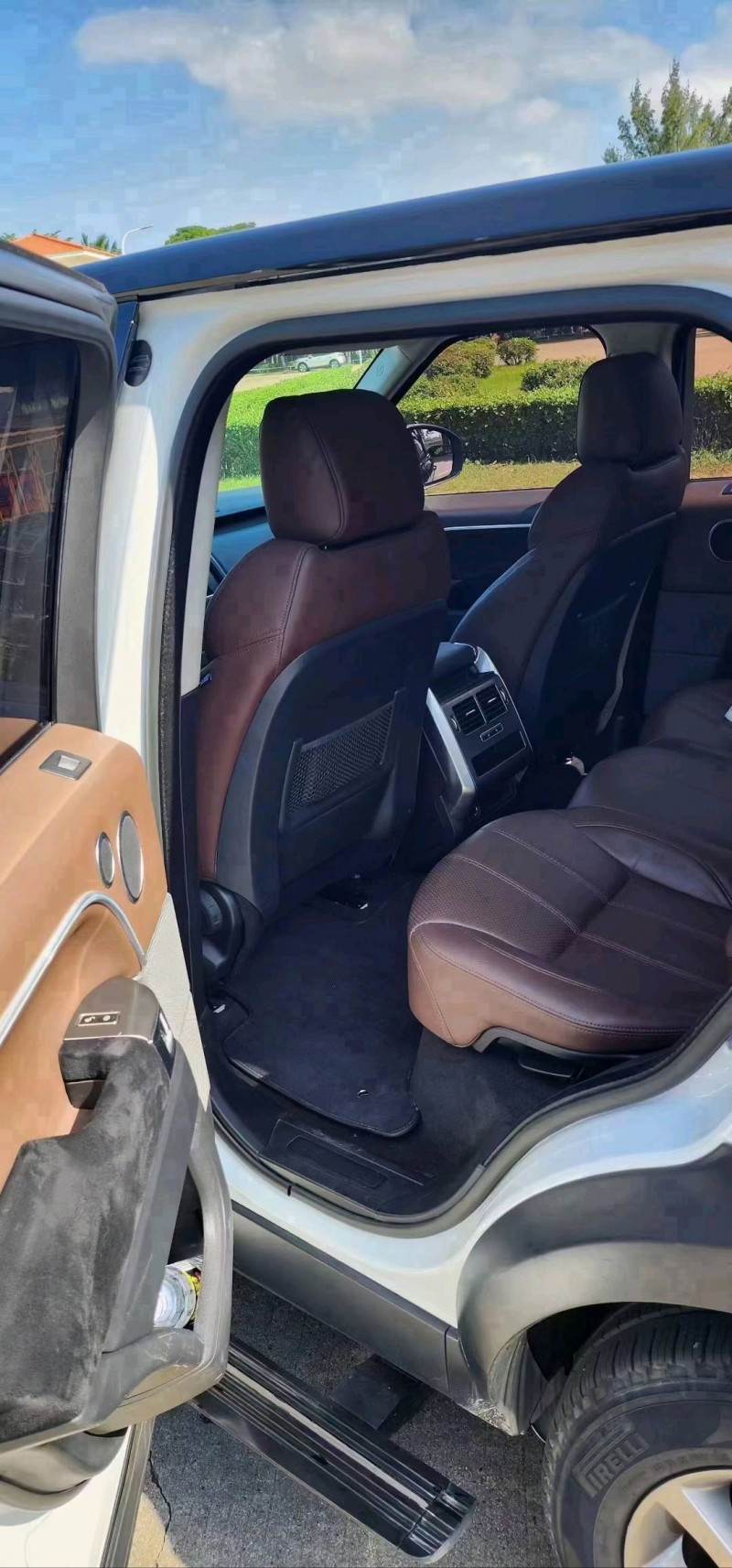 广州15年路虎揽胜运动5