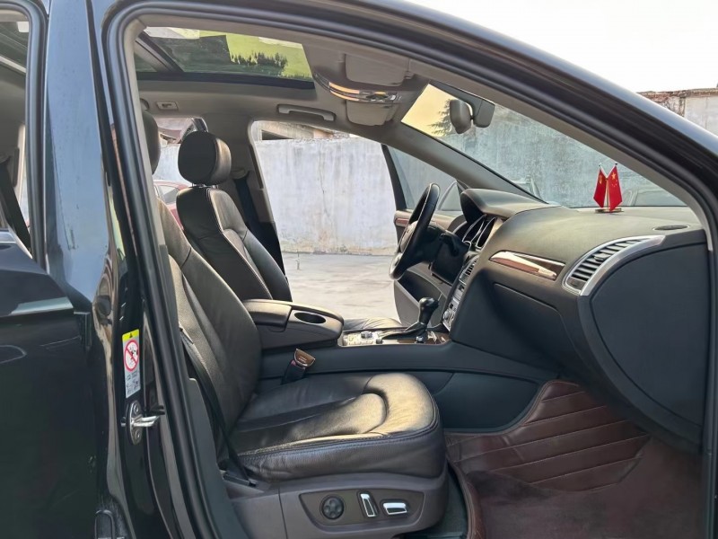 济宁14年奥迪Q76