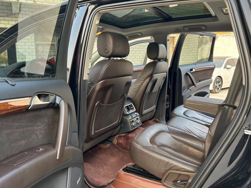 济宁14年奥迪Q78