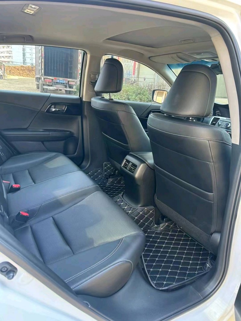 梧州17年本田雅阁4