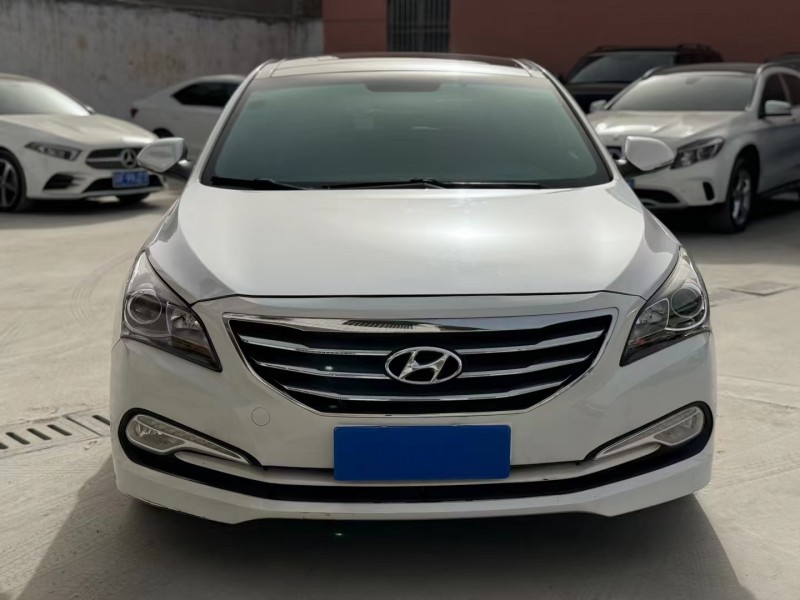 济宁14年现代名图1