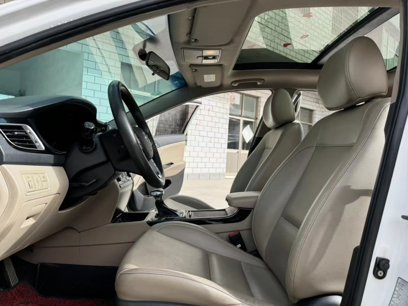 济宁14年现代名图7