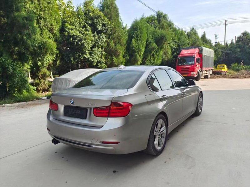 济宁15年宝马3系7