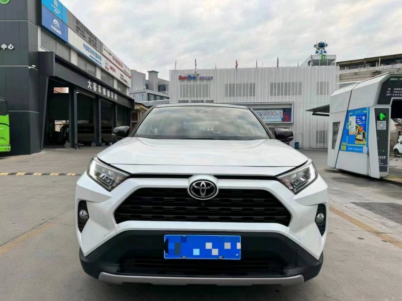 莆田22年豐田RAV4榮放1