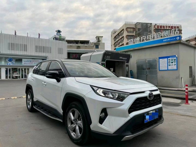 莆田22年豐田RAV4榮放2