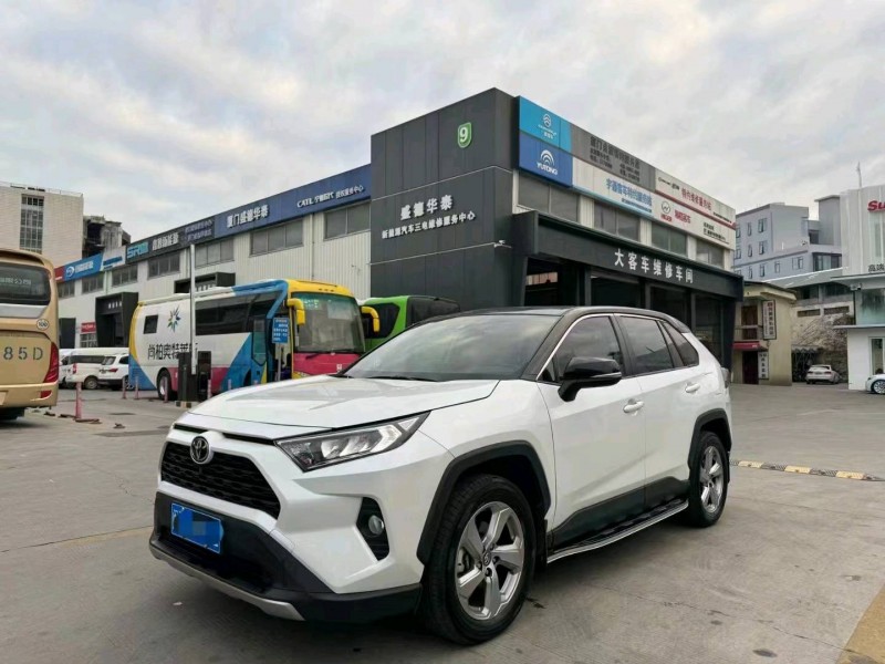 莆田22年豐田RAV4榮放7