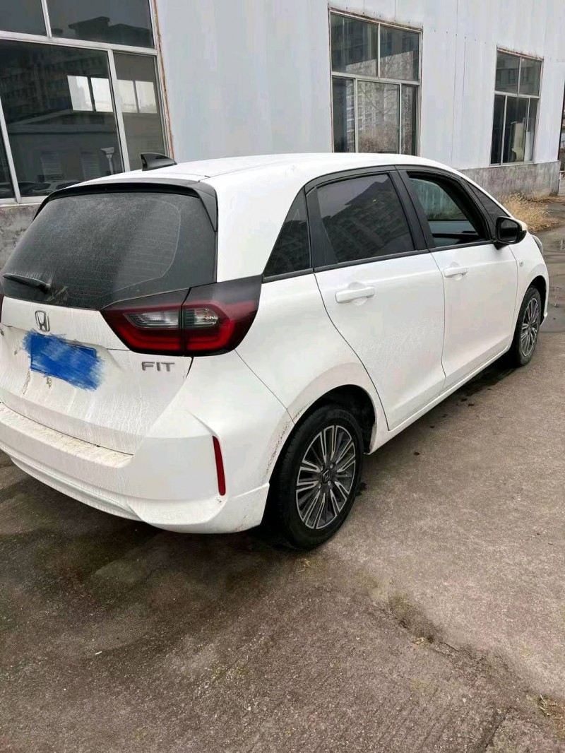 东营21年本田飞度5