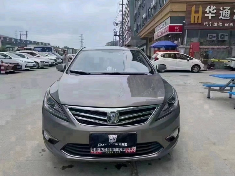 东莞18年长安汽车逸动1