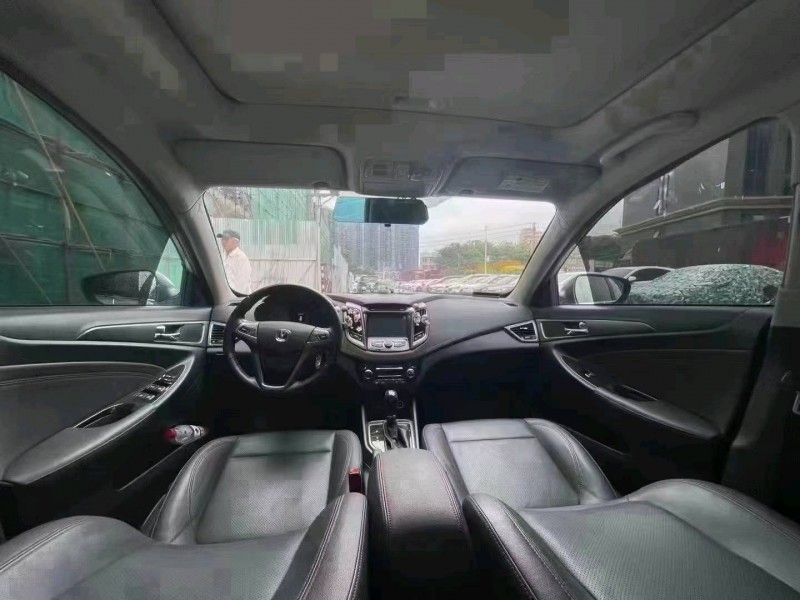 东莞18年长安汽车逸动5