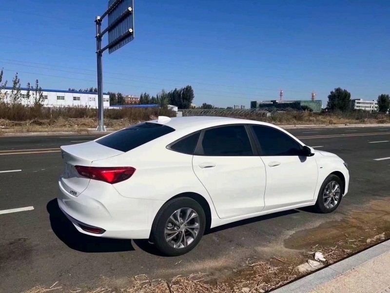 枣庄21年别克威朗4