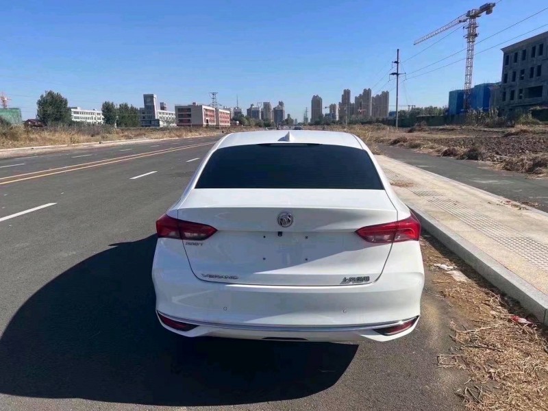 枣庄21年别克威朗6