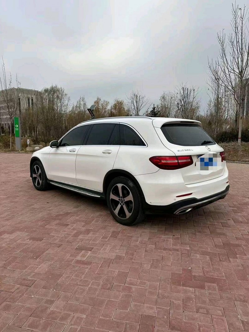 邢台19年奔驰GLC7