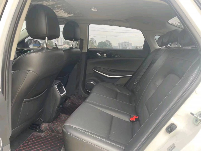衡陽22年長安汽車銳程CC5