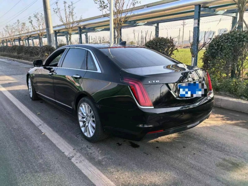 东营17年凯迪拉克CT68