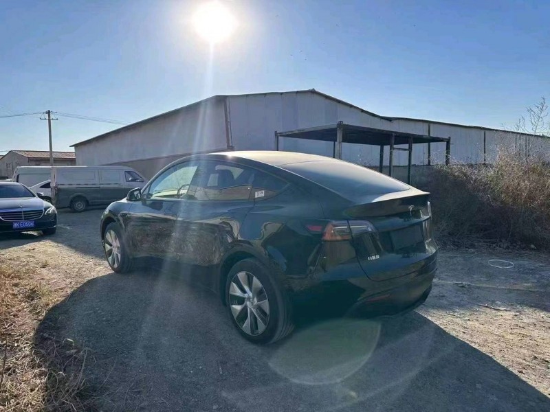 天津23年特斯拉MODEL Y7
