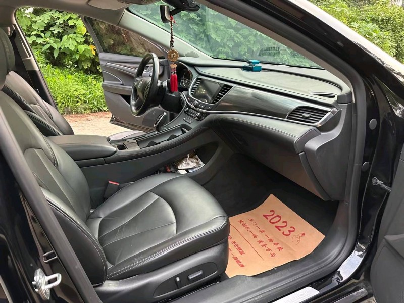 徐州21年别克君越6