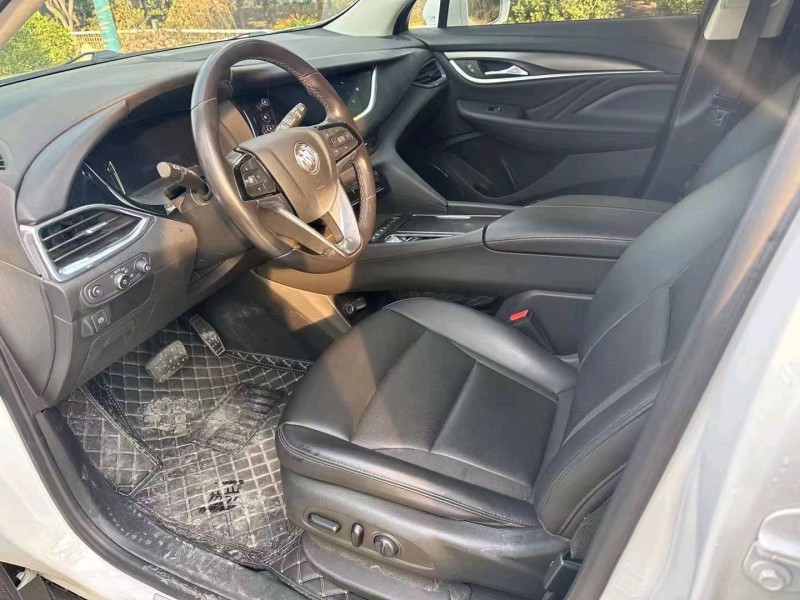 枣庄21年别克昂科旗5