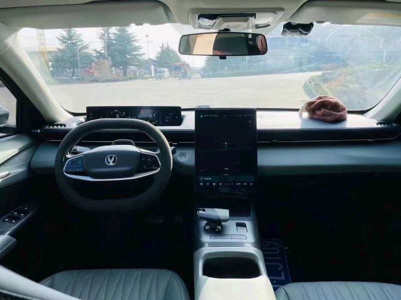 东营23年长安汽车逸达8